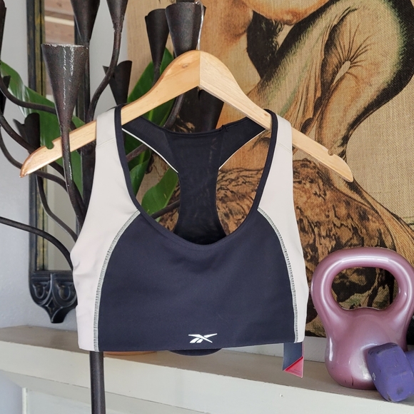 NWT REEBOK Lux Racer Sports Bra - Picture 2 of 14